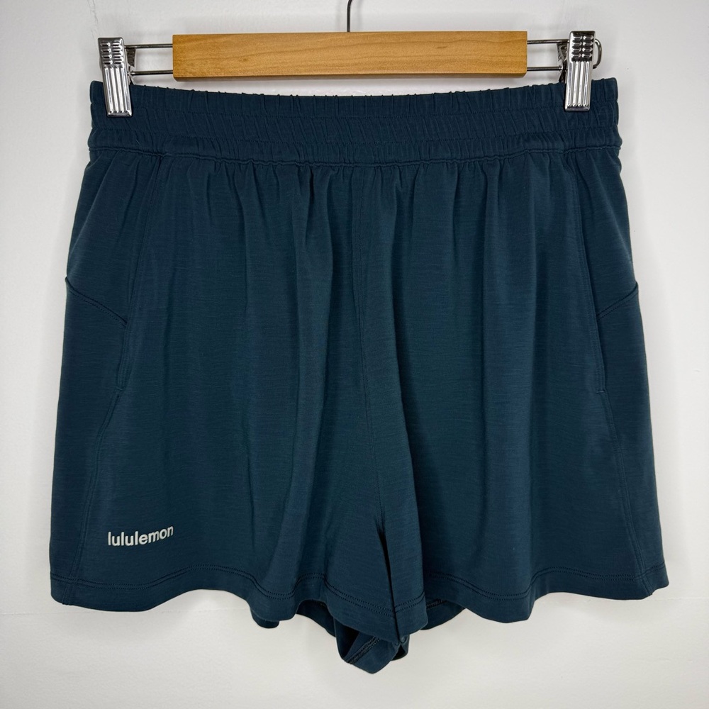 LULULEMON Jersey Training Super High Rise Lined Short 2” - Picture 3 of 7